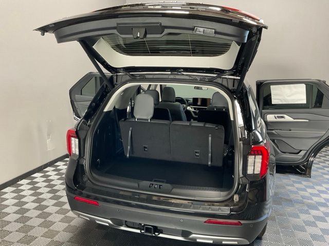 New 2026 Agate Black Metallic Ford Active image 32