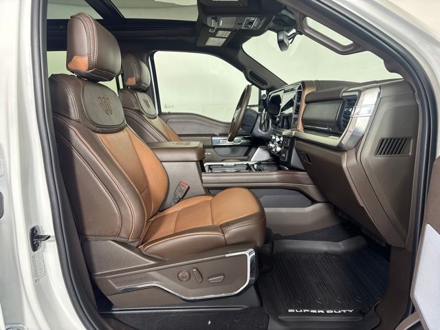 New 2026 Star White Metallic Tri-Coat Ford F-350® King Ranch® image 4