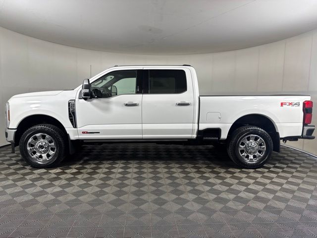 New 2026 Star White Metallic Tri-Coat Ford F-350® King Ranch® image 7
