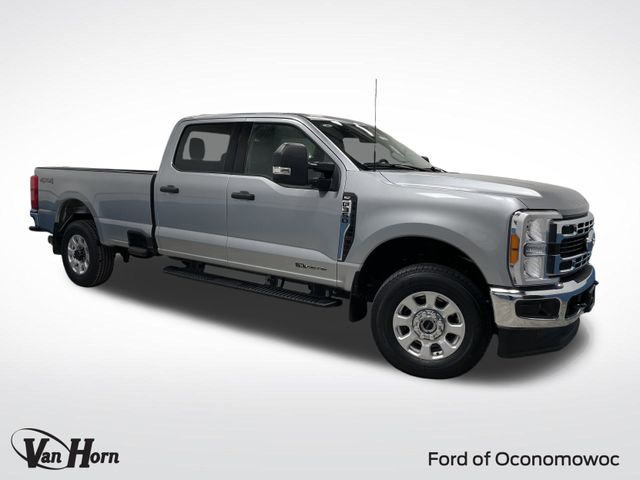 2023 Ford Super Duty F-350 XLT