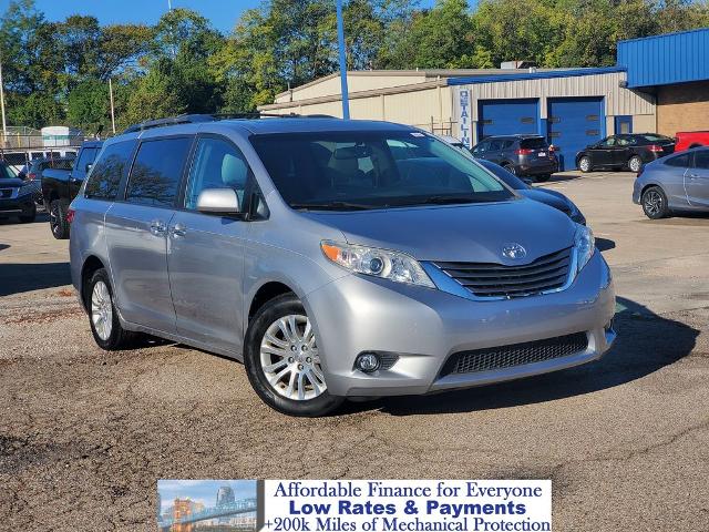 2015 Toyota Sienna
