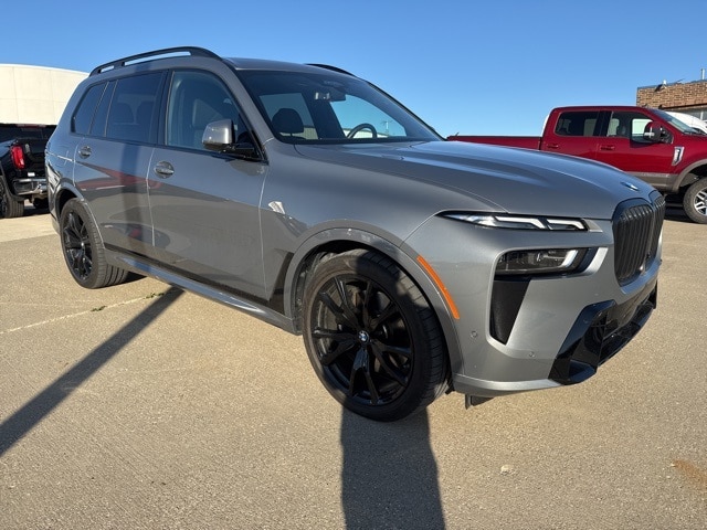 2025 BMW X7