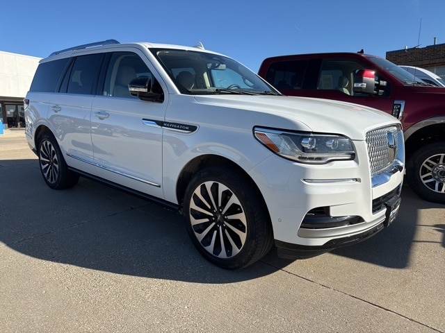 2023 Lincoln Navigator