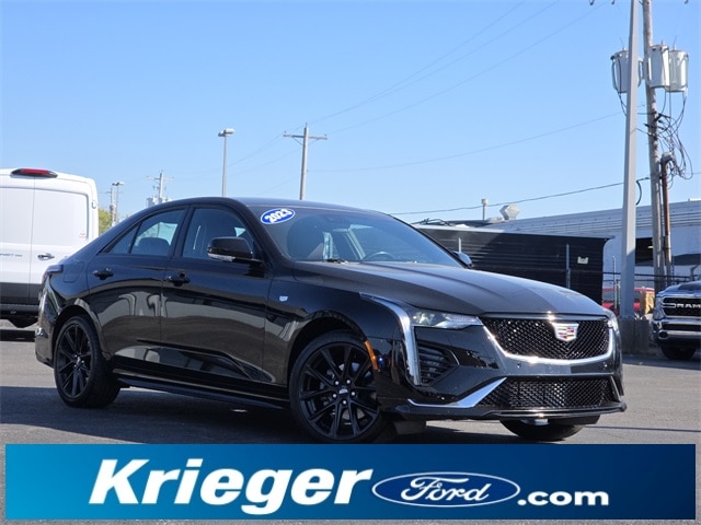 2023 Cadillac CT4