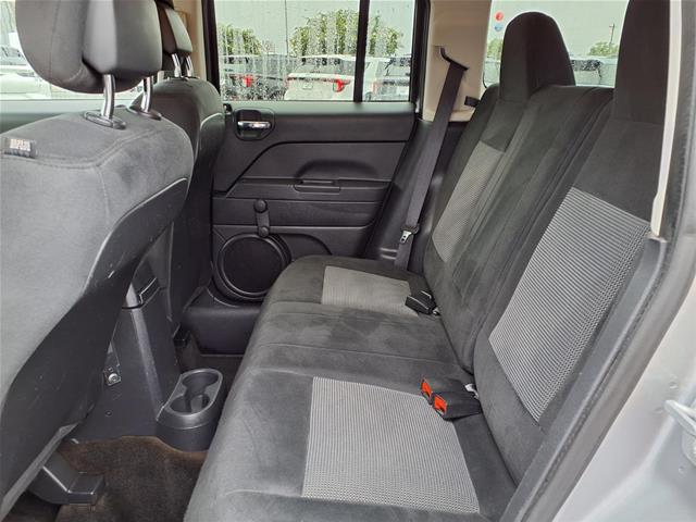 Used 2016 Billet Silver Metallic Jeep  image 23