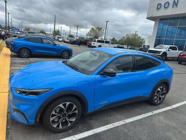 2024 Ford Mustang Mach-e