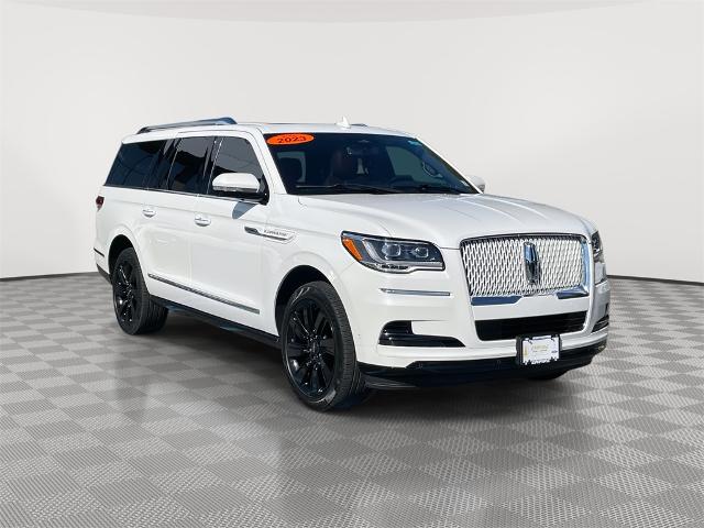 2023 Lincoln Navigator L