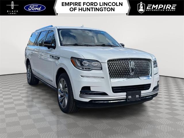2022 Lincoln Navigator L