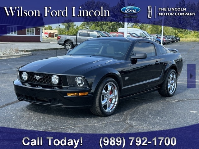 2006 Ford Mustang GT Deluxe