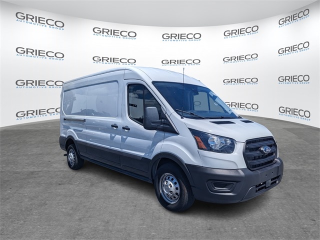 2022 Ford Transit Cargo Van