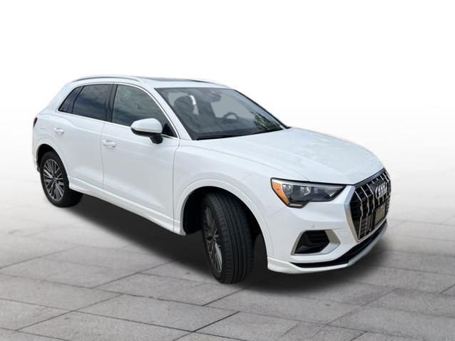 2022 Audi Q3 40 Premium