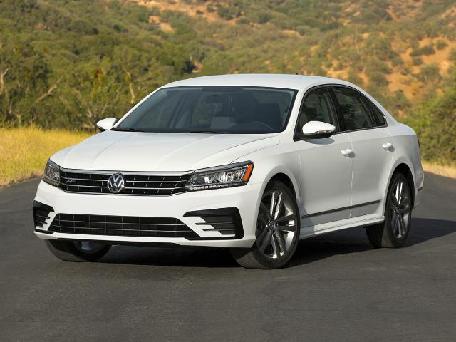 2016 Volkswagen Passat SEL Premium