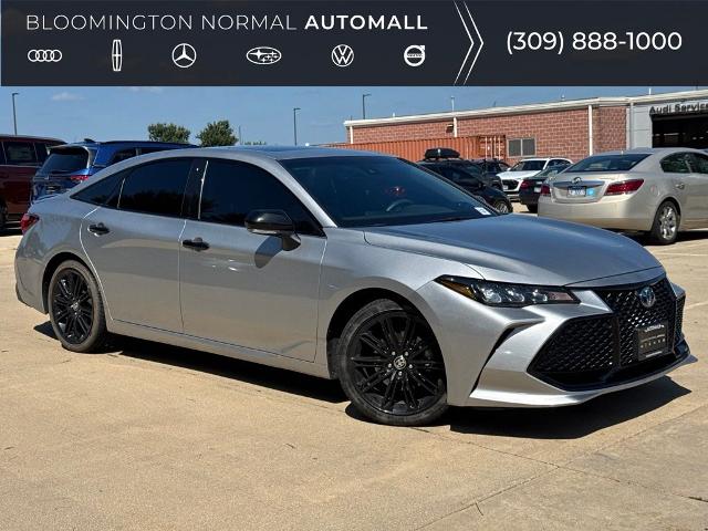 2022 Toyota Avalon Hybrid XSE Nightshade