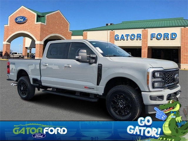 New 2025 Ford Super Duty F-250 SRW LARIAT New 2025 Ford Super Duty F-250 SRW LARIAT