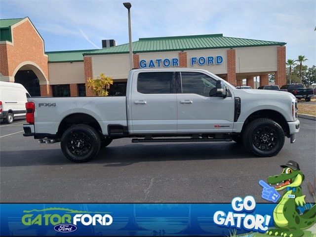 New 2025 Ford Super Duty F-250 SRW LARIAT New 2025 Ford Super Duty F-250 SRW LARIAT