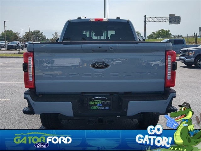 New 2025 Ford Super Duty F-350 SRW LARIAT New 2025 Ford Super Duty F-350 SRW LARIAT