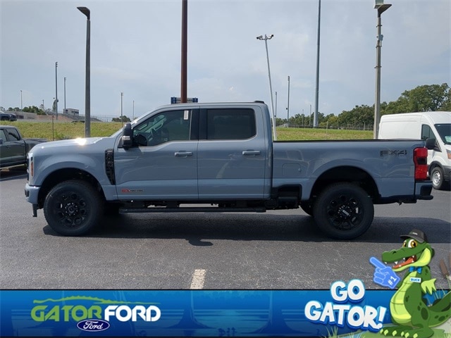 New 2025 Ford Super Duty F-350 SRW LARIAT New 2025 Ford Super Duty F-350 SRW LARIAT