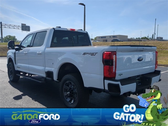 New 2024 Ford Super Duty F-250 SRW LARIAT New 2024 Ford Super Duty F-250 SRW LARIAT