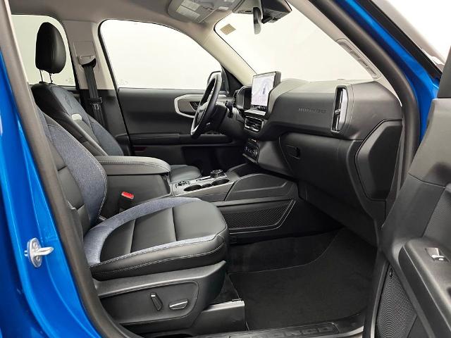 New 2026 Velocity Blue Metallic Ford Outer Banks® image 32