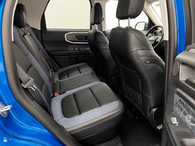 New 2026 Velocity Blue Metallic Ford Outer Banks® image 35
