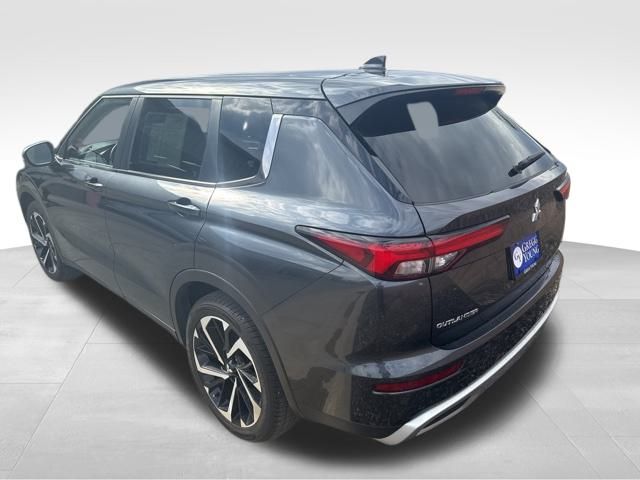 Used 2024 Mitsubishi Outlander SE Used 2024 Mitsubishi Outlander SE