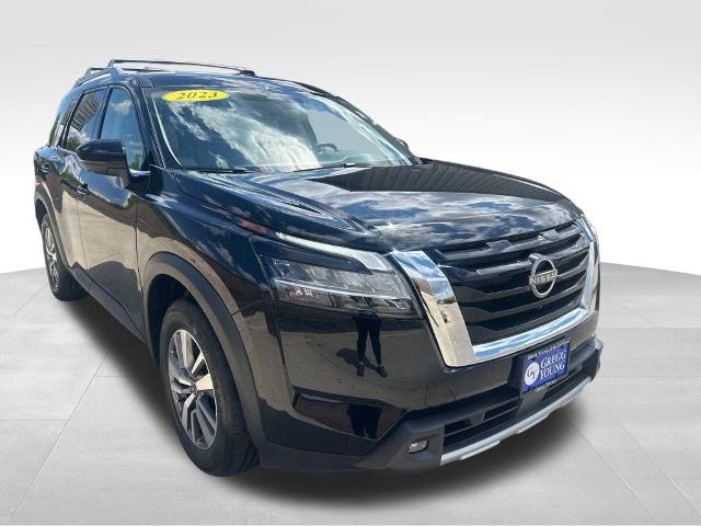 Used 2023 Nissan Pathfinder SL Used 2023 Nissan Pathfinder SL