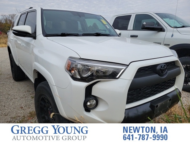 Used 2017 Toyota 4Runner SR5 Premium with VIN JTEBU5JR2H5481905 for sale in Elkhorn, NE