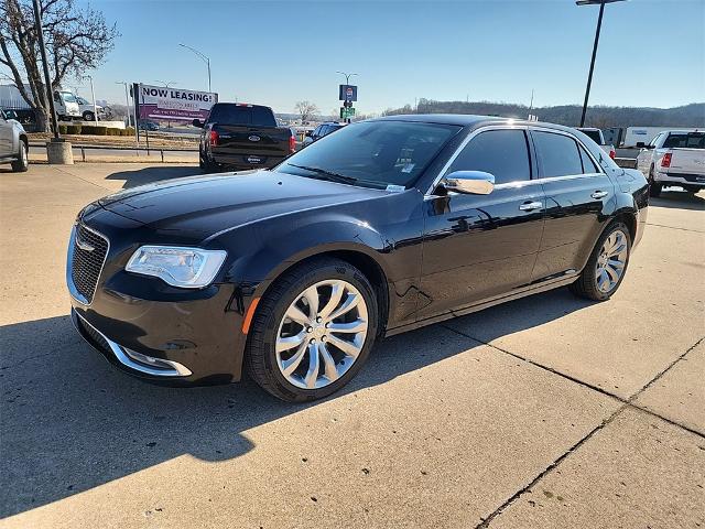 2016 Chrysler 300