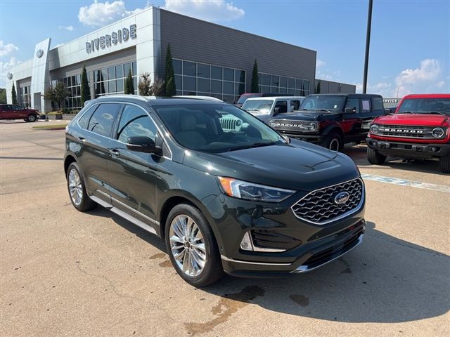 2022 Ford Edge