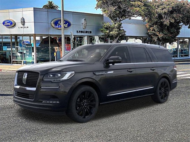 2023 Lincoln Navigator L