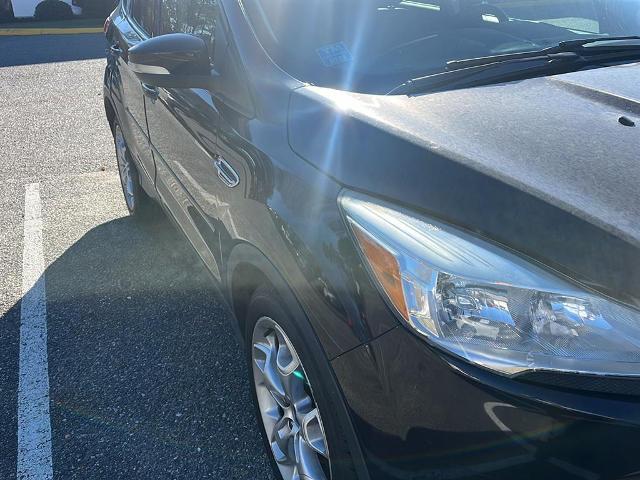 2014 Ford Escape Titanium's photo