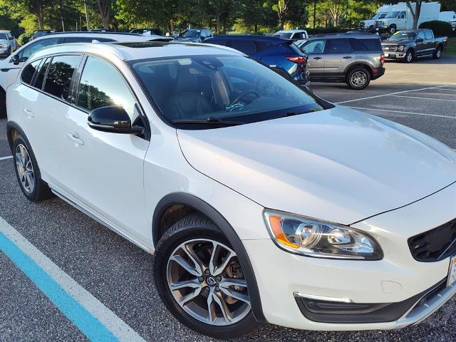 2018 Volvo V60 Cross Country T5