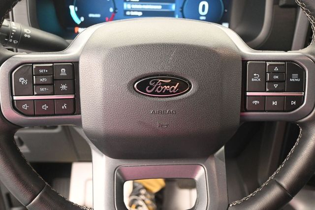 Certified Used 2025 Oxford White Ford XLT image 40