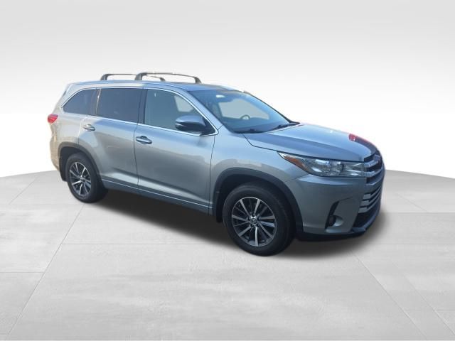 2017 Toyota Highlander