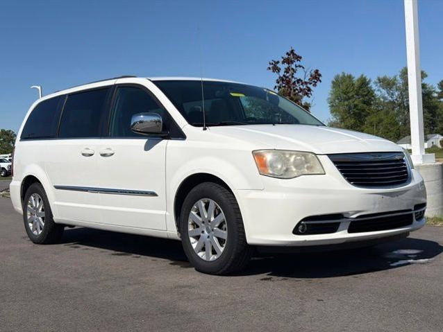 2012 Chrysler Town and Country Touring-L