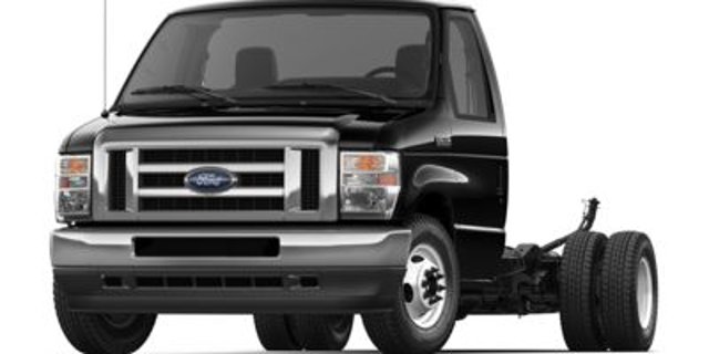 2027 Ford E-Series Cutaway Base
