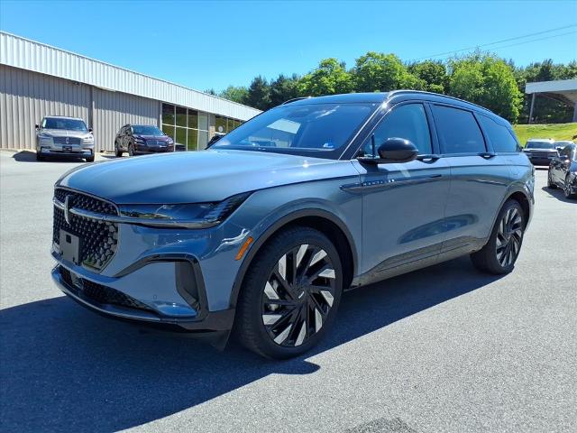 2025 Lincoln Nautilus Reserve AWD's photo