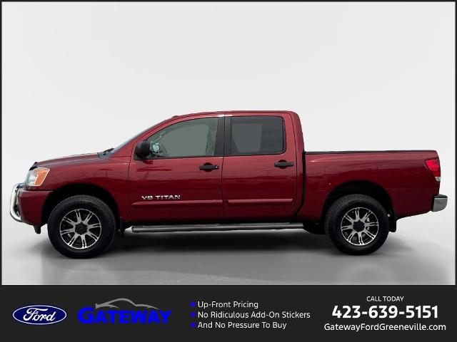 2013 Nissan Titan SV