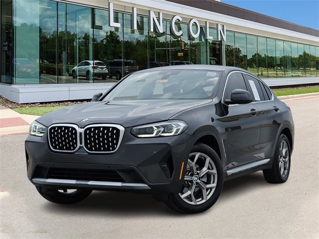 2023 BMW X4