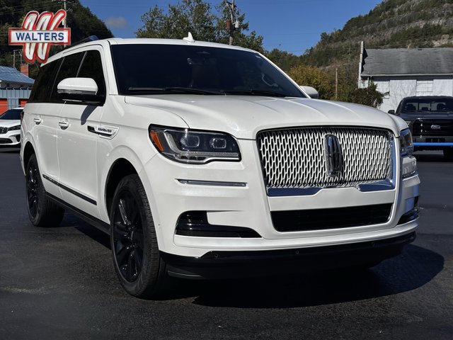2024 Lincoln Navigator Reserve's photo