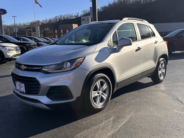 Used 2018 Chevrolet Trax LT with VIN KL7CJLSBXJB591144 for sale in Pikeville, KY