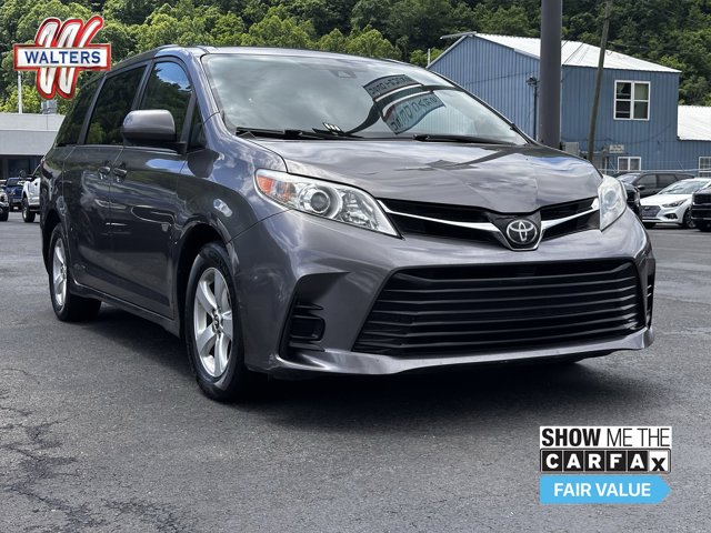 2018 Toyota Sienna LE 8 Passenger