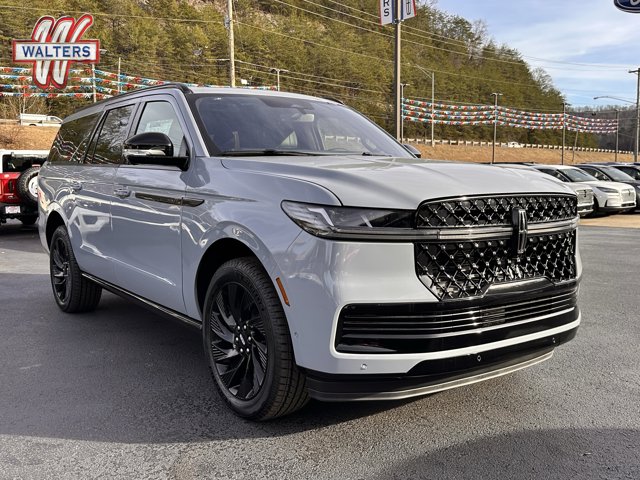 2025 Lincoln Navigator Reserve L's photo