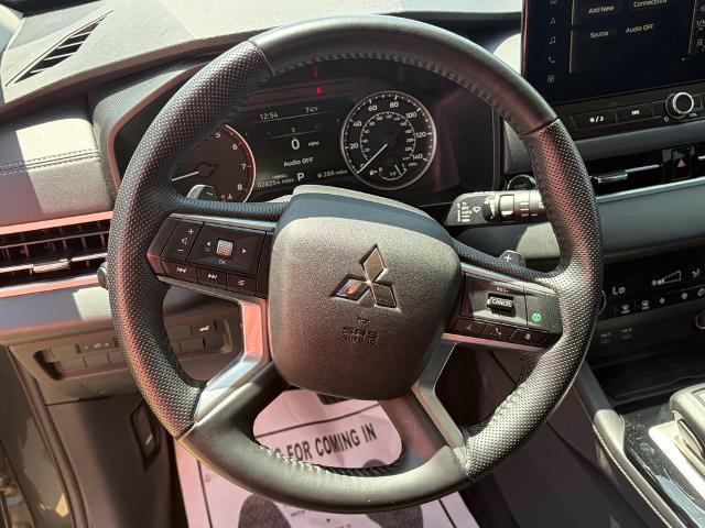 2025 Mitsubishi Outlander SE - Photo 10