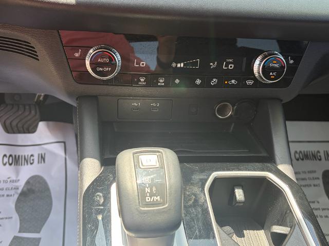 2025 Mitsubishi Outlander SE - Photo 13