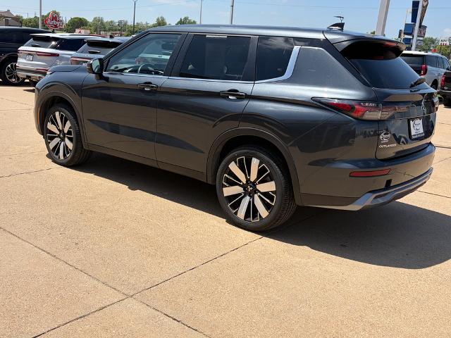 2025 Mitsubishi Outlander SE - Photo 6