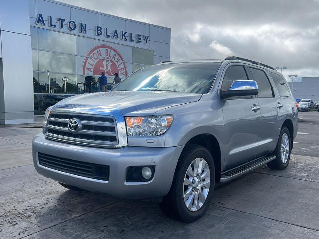 2010 Toyota Sequoia Platinum's photo