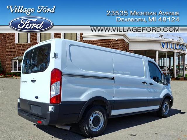 2022 Ford Transit Cargo Van