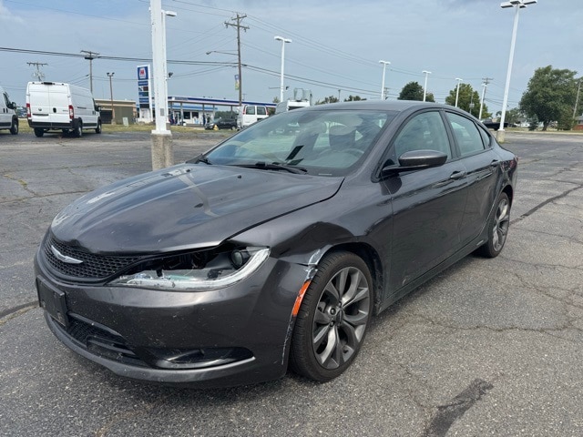 2016 Chrysler 200