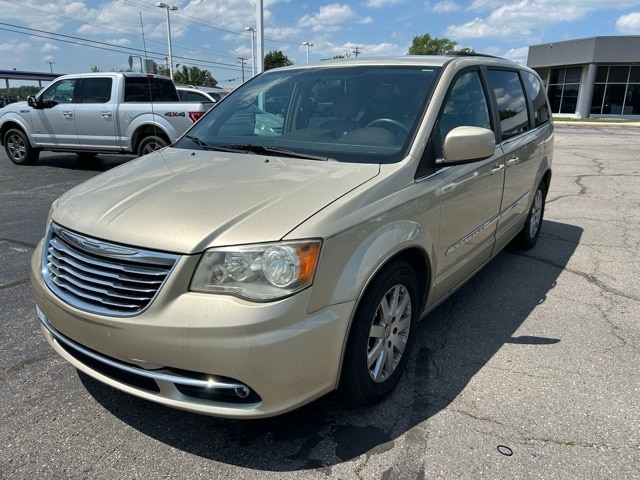 2011 Chrysler Town and Country Touring-L
